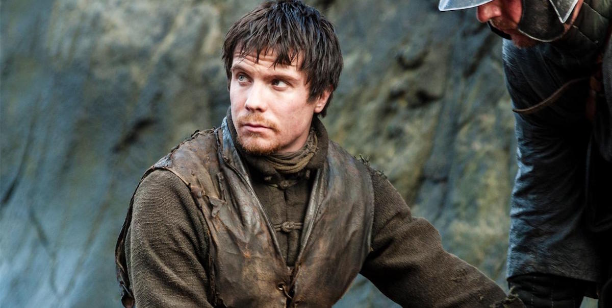 Gendry sitting